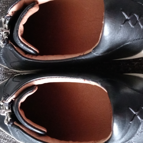 🖤Frye🖤 - "Lena" Leather Sneaker - Picture 5 of 15